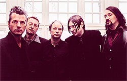 Einstuerzende Neubauten rocken das Capitol in Hannover